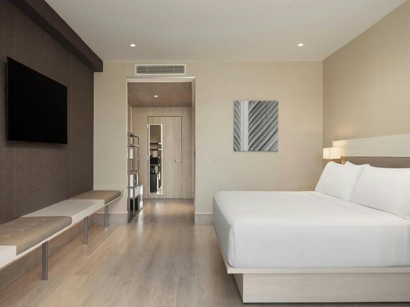 Ac Hotel Santiago De Los Caballeros image