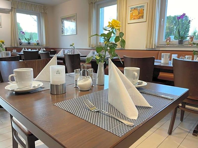 Land Gut Hotel Am Ring image