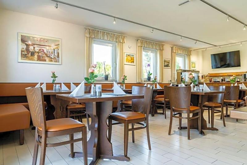 Land Gut Hotel Am Ring image