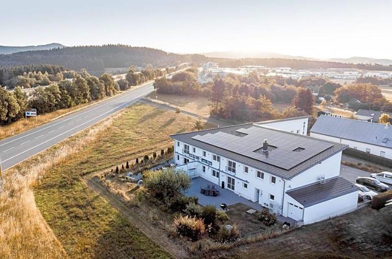 Land Gut Hotel Am Ring image