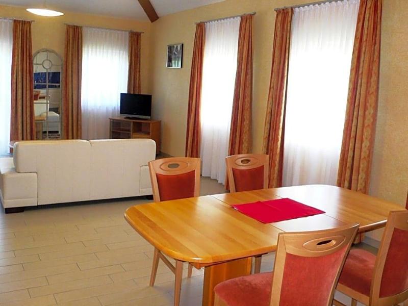 Land Gut Hotel Am Ring image