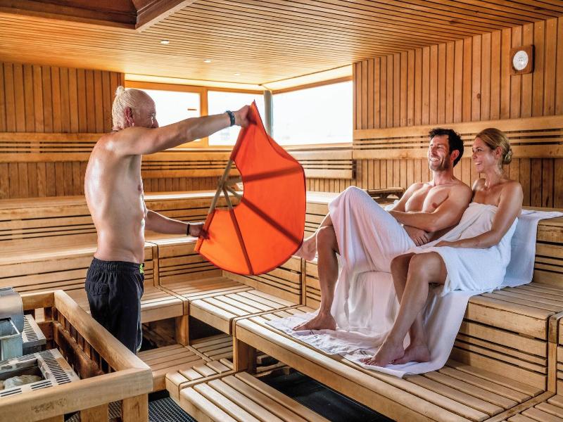 Thermenhotel Gesundheits Bad Buchau image