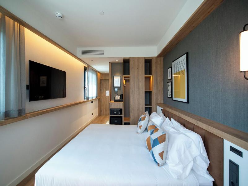 Four Points By Sheraton Barcelona Airport image