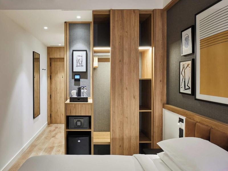 Four Points By Sheraton Barcelona Airport image