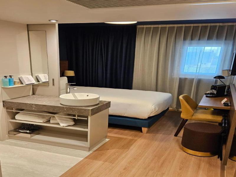 Hotel De La Cite  image