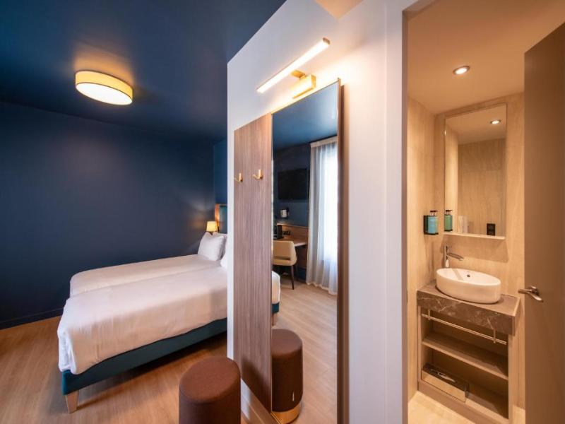 Hotel De La Cite  image