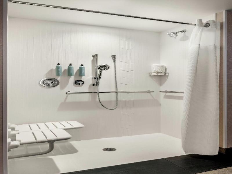Residence Inn Milwaukee Brookfield At Pop image