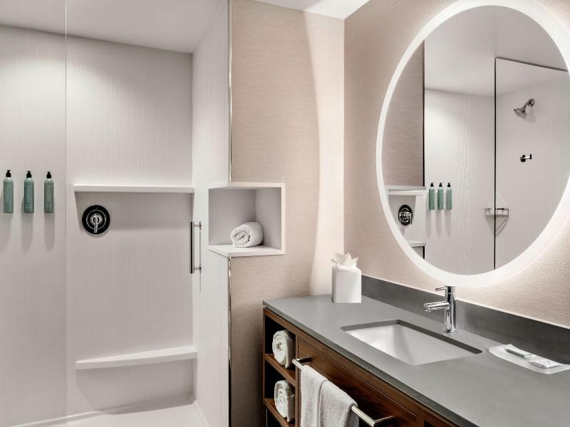 Residence Inn Milwaukee Brookfield At Pop image