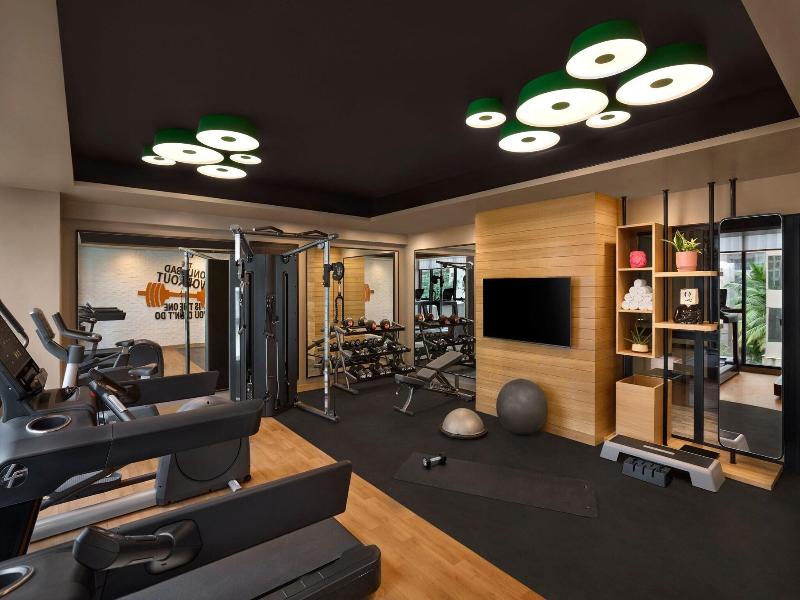 Moxy Mumbai Andheri West image