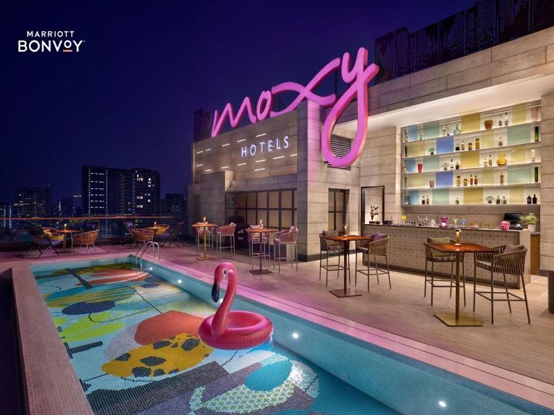 Moxy Mumbai Andheri West image