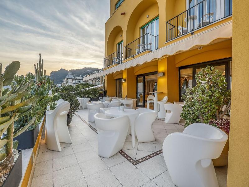 Hotel Albatros Varigotti image