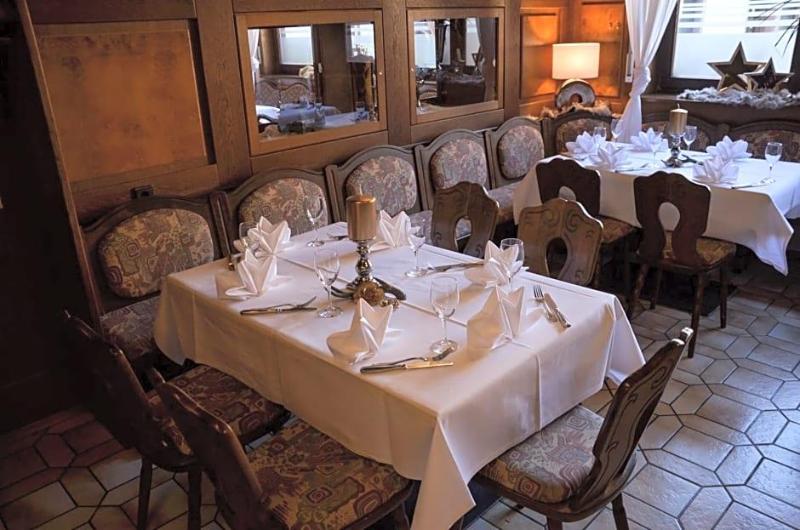 Hotel Restaurant Lamm image
