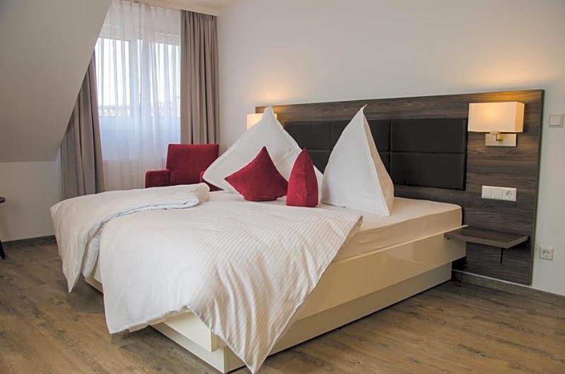 Hotel Restaurant Lamm image