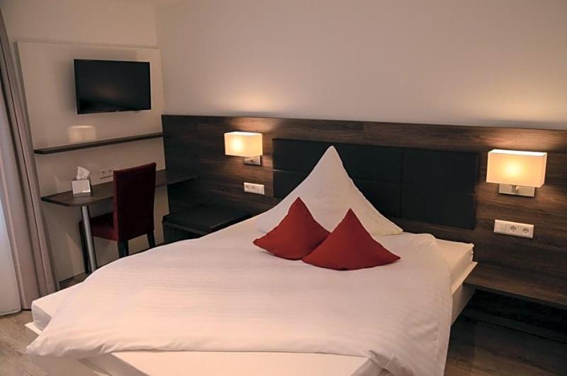 Hotel Restaurant Lamm image