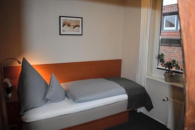 Hotel Neue Stuben image