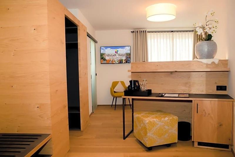Altstadt Hotel image