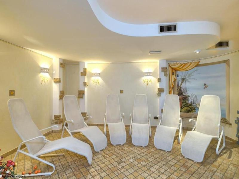 Hotel Primula image