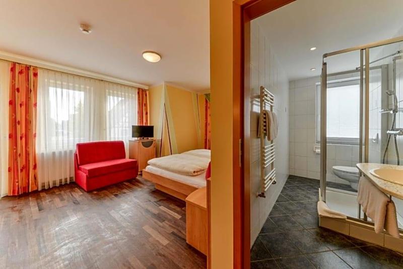 Hotel Peterhof image