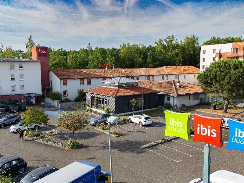 Ibis Styles Montauban image
