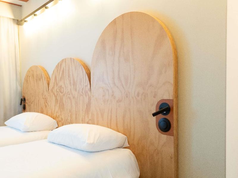 Ibis Styles Montauban image