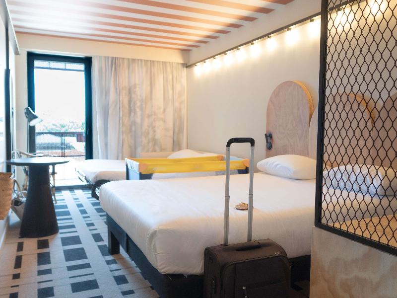 Ibis Styles Montauban image