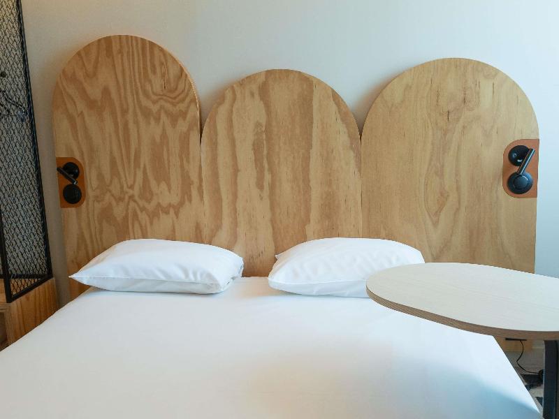 Ibis Styles Montauban image