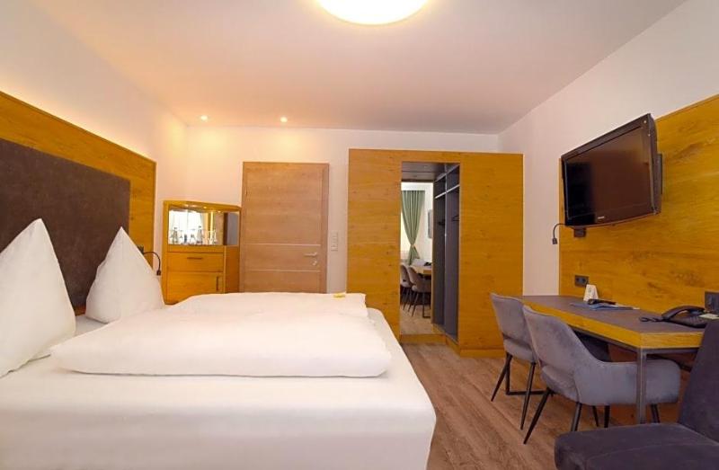 Hotel Gasthof Krone image