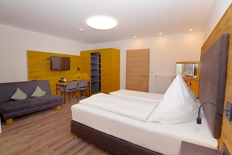 Hotel Gasthof Krone image