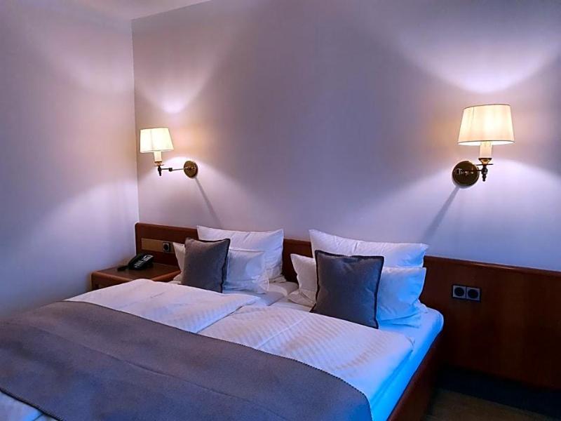 Kv Fernberg Weinhotel image