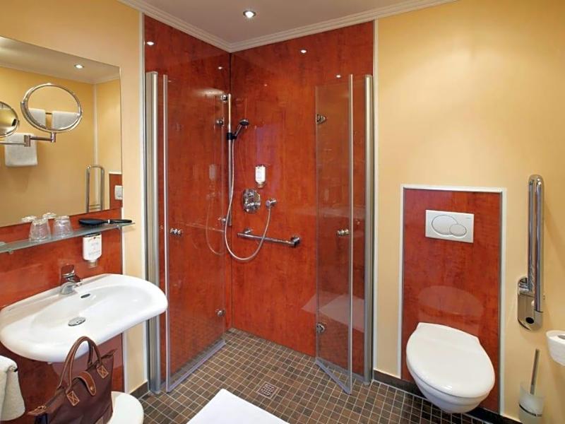 Hotel Lindenhof image