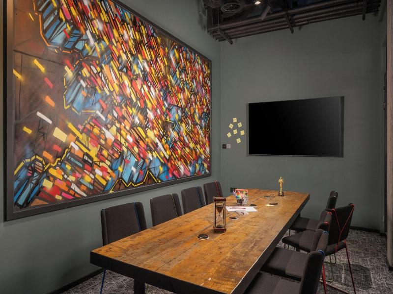 Moxy Cork image
