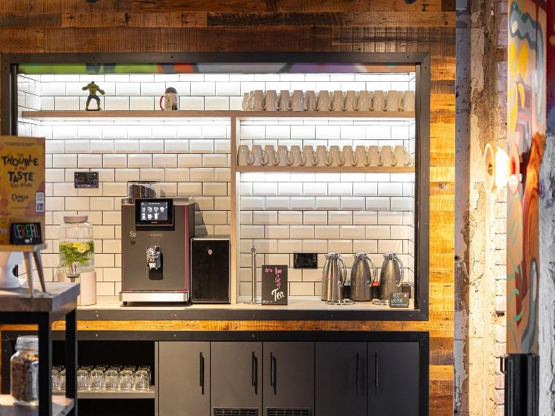 Moxy Cork image