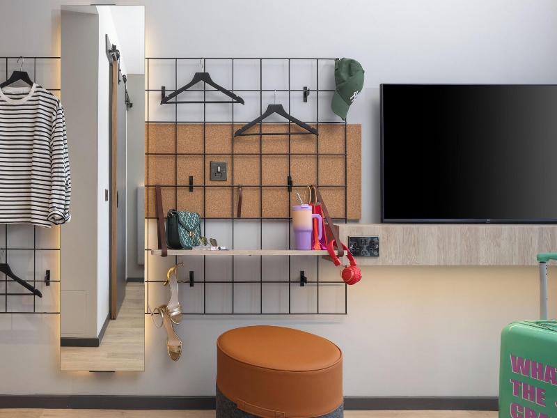 Moxy Cork image
