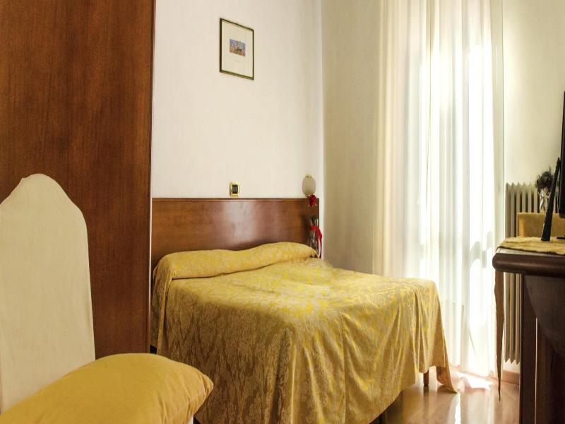 Domus Hotel image