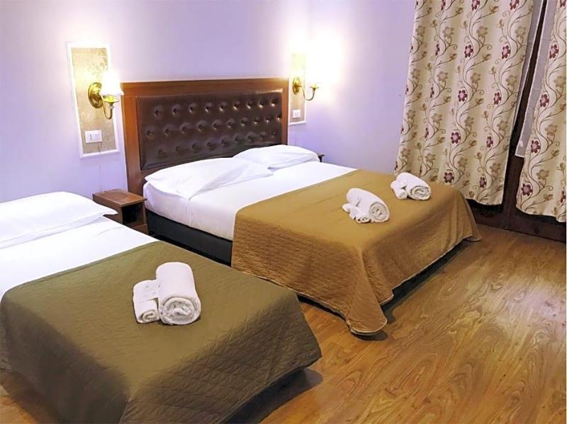 Hotel Aida image