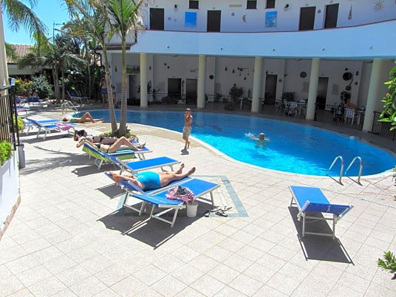 Hotel L'ancora image