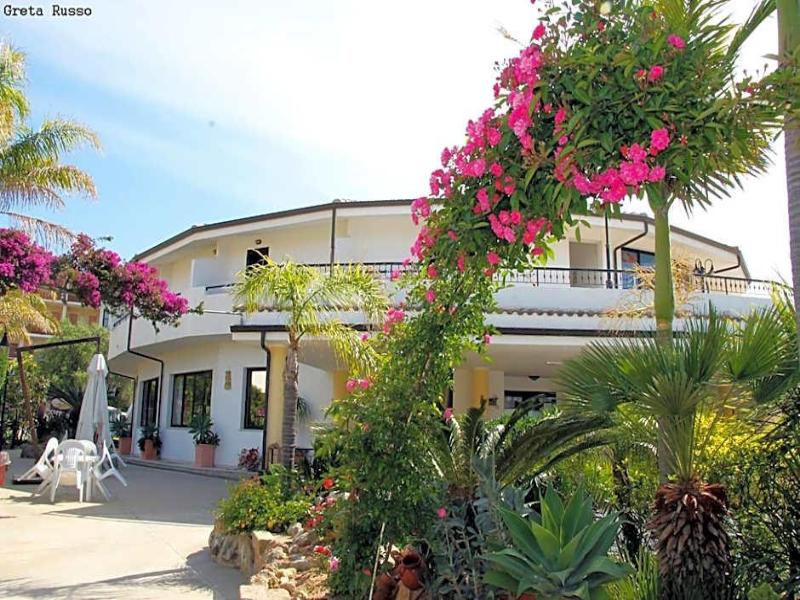 Hotel L'ancora image