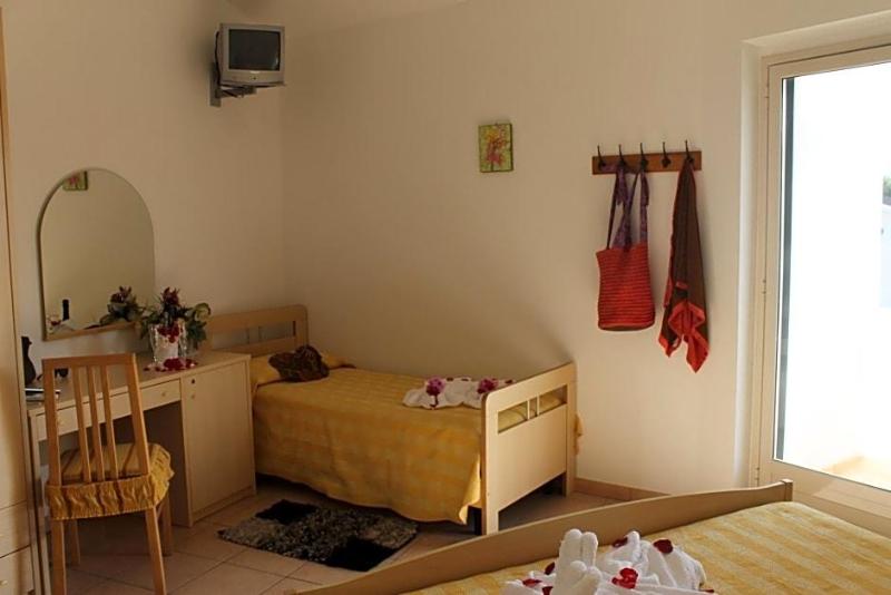 Hotel L'ancora image