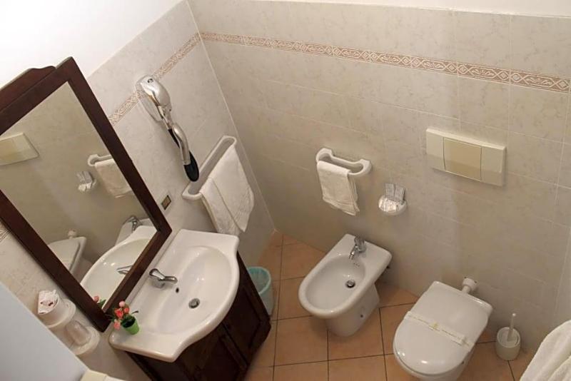 Hotel L'ancora image