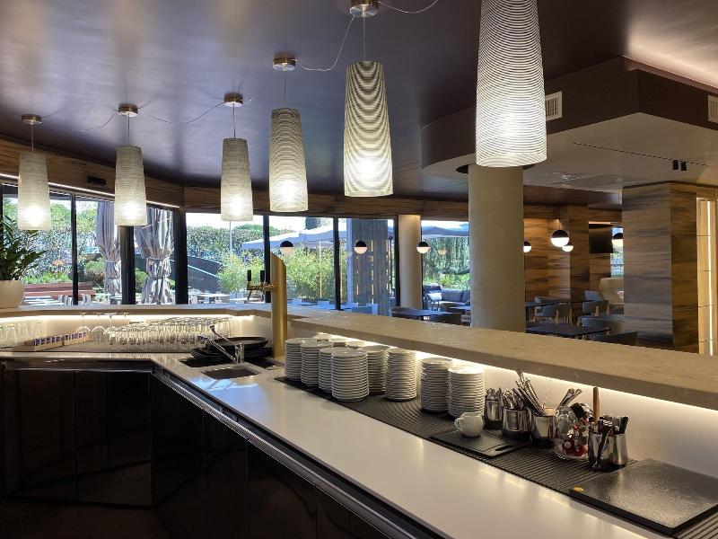 Alevic Hotel Sirmione image