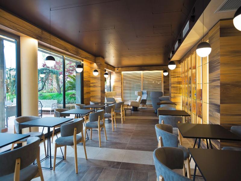 Alevic Hotel Sirmione image