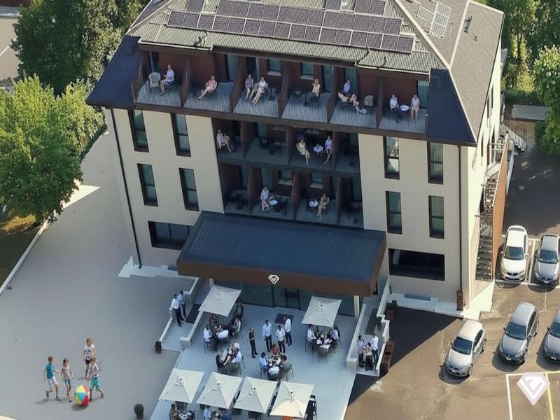 Ile Hotel image