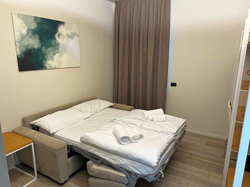 Ile Hotel image