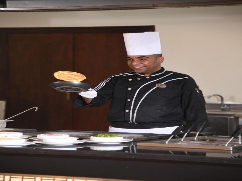 Tolip Gardens Hotel image