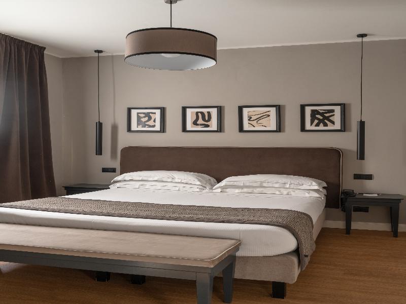 Flom Boutique Hotel image