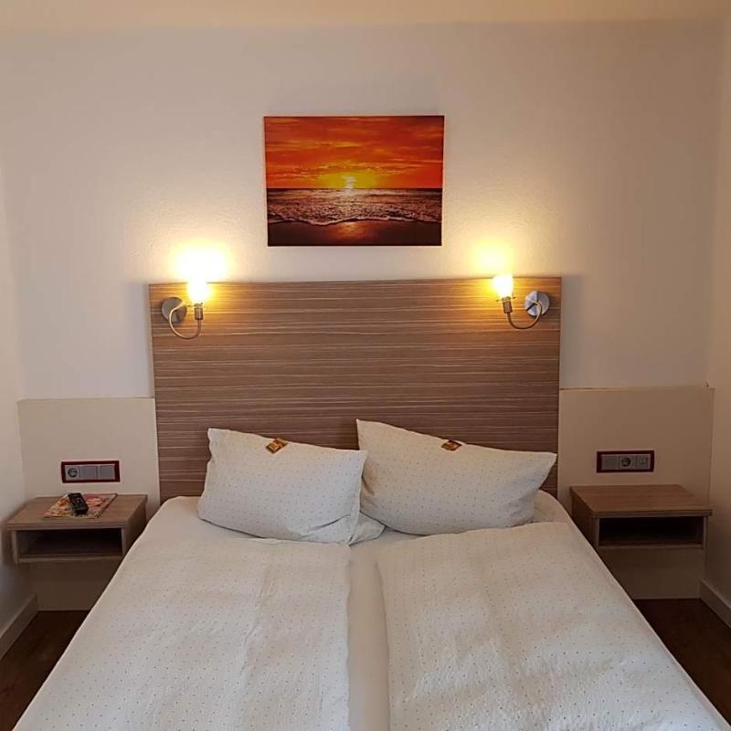 Hotel Mv Hleneck image