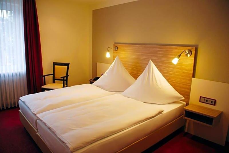 Hotel Mv Hleneck image