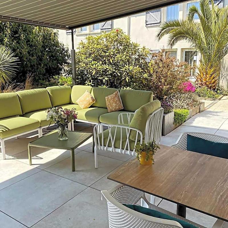 Hotel Restaurant L Eskemm St Brieuc Trv Gueux image