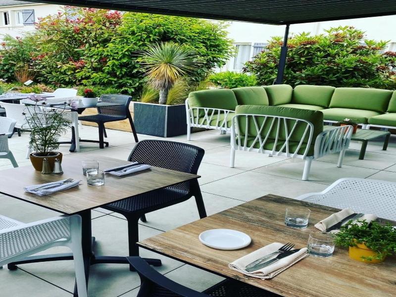Hotel Restaurant L Eskemm St Brieuc Trv Gueux image