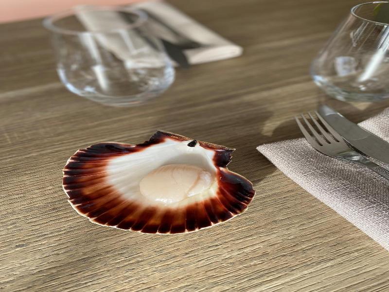 Hotel Restaurant L Eskemm St Brieuc Trv Gueux image